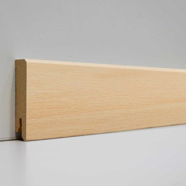 Laminate’s Skirting P060048